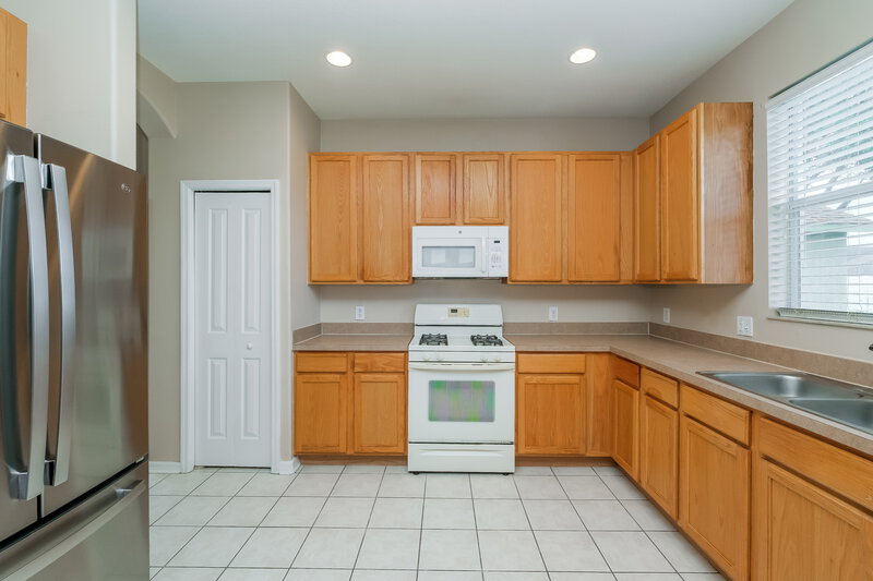 2,390/Mo, 2613 Palesta Dr Trinity, FL 34655 Kitchen View