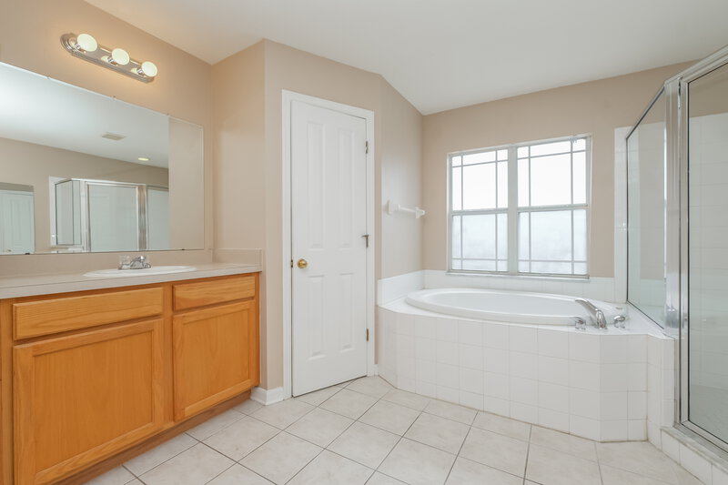 2,390/Mo, 2613 Palesta Dr Trinity, FL 34655 Main Bathroom View