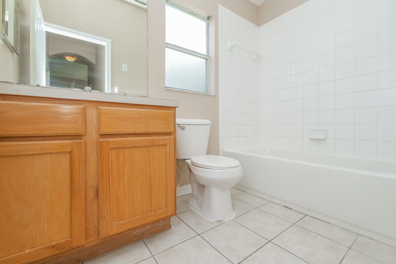 2,390/Mo, 2613 Palesta Dr Trinity, FL 34655 Bathroom View