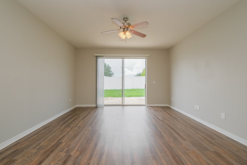 3,180/Mo, 14143 Holly Hammock Ln Brooksville, FL 34613 Living Room View