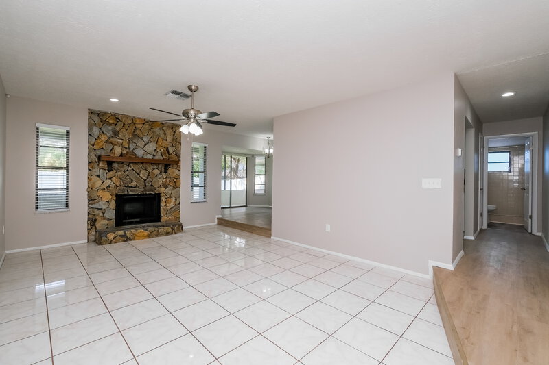 1,865/Mo, 8630 Indies Dr Hudson, FL 34667 Living Room View