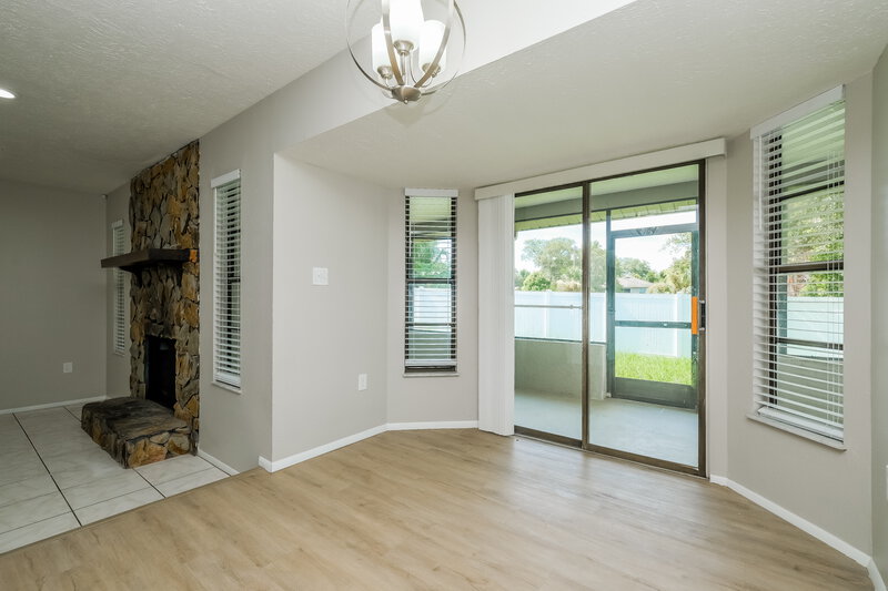 1,865/Mo, 8630 Indies Dr Hudson, FL 34667 Dining Room View 2