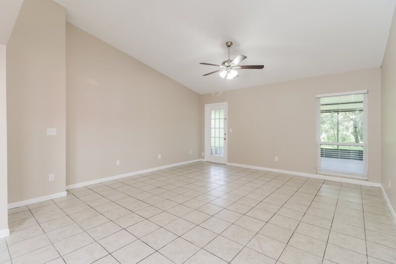 3,870/Mo, 9824 Sir Frederick St Temple Terrace, FL 33637 Family Room View