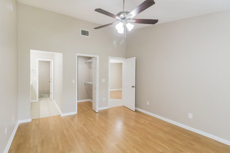 3,870/Mo, 9824 Sir Frederick St Temple Terrace, FL 33637 Main Bedroom View 2