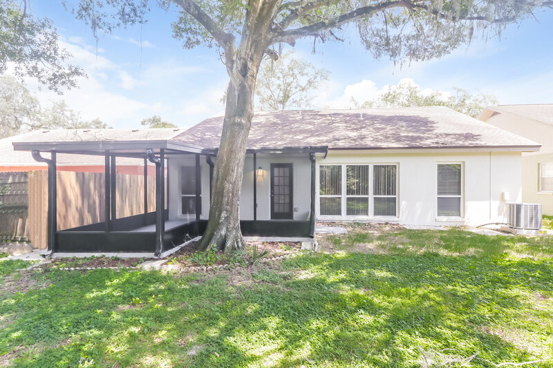 3,870/Mo, 9824 Sir Frederick St Temple Terrace, FL 33637 Rear View