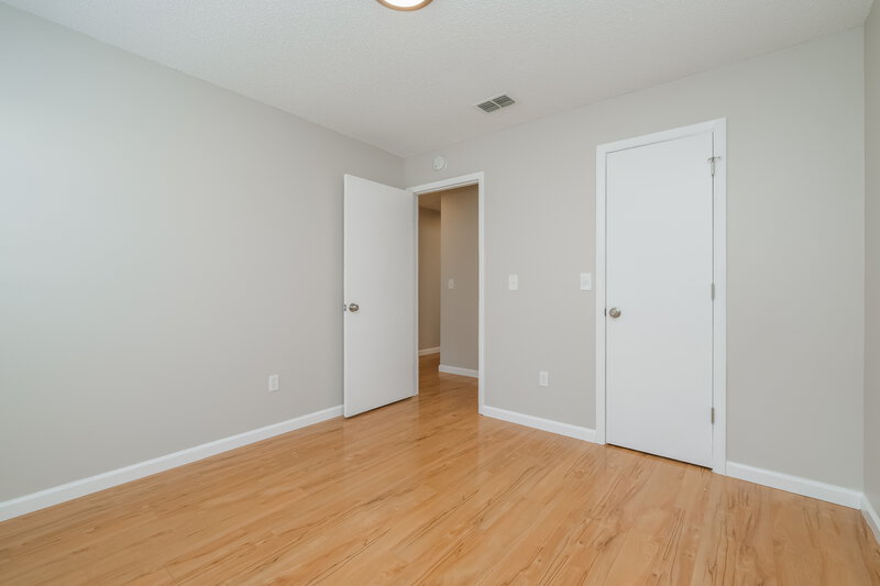 2,590/Mo, 7016 Drury St Tampa, FL 33635 Bedroom View 3