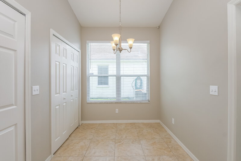 2,690/Mo, 1614 Wakefield Dr Brandon, FL 33511 Dining Room View