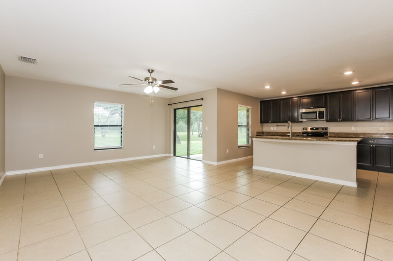2,470/Mo, 7014 Redbay Dr Brooksville, FL 34602 Living Room View 2