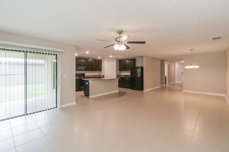 3,950/Mo, 7014 Redbay Dr Brooksville, FL 34602 Living Room View 2