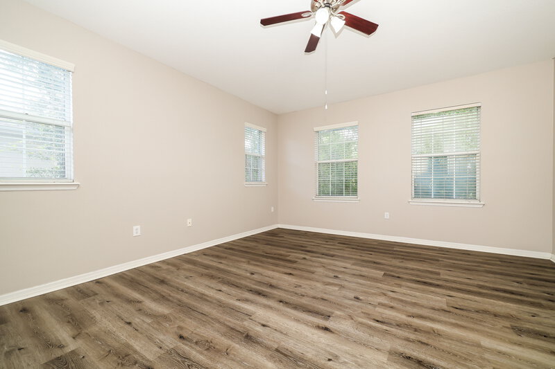 2,150/Mo, 8838 Moonlit Meadows Loop Riverview, FL 33578 Living Room View