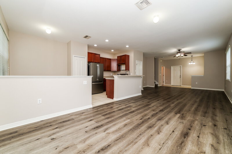 2,150/Mo, 8838 Moonlit Meadows Loop Riverview, FL 33578 Living Room View 2