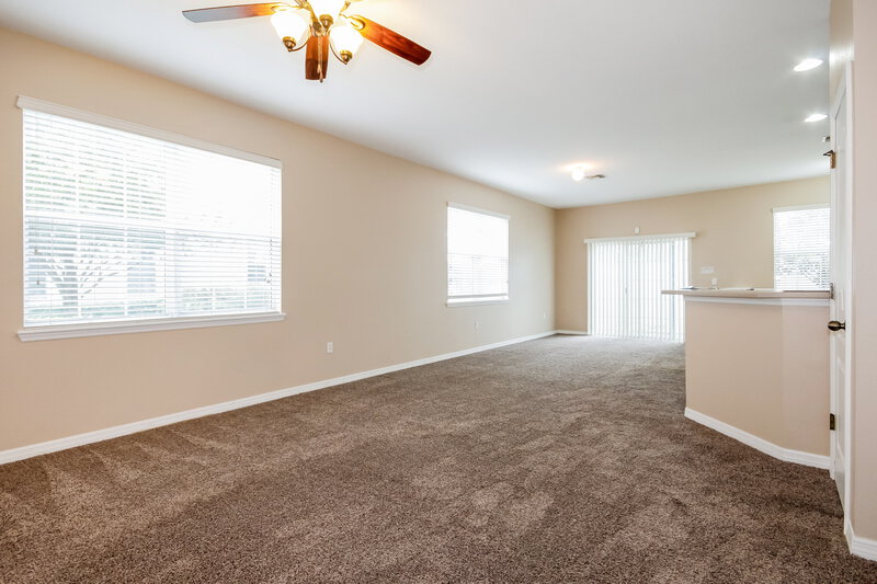 3,550/Mo, 8838 Moonlit Meadows Loop Riverview, FL 33578 Living Room View