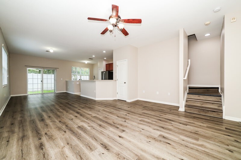 2,150/Mo, 8838 Moonlit Meadows Loop Riverview, FL 33578 Living Room View 3