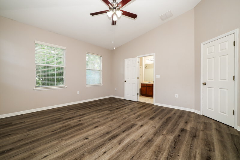 2,150/Mo, 8838 Moonlit Meadows Loop Riverview, FL 33578 Main Bedroom View 2