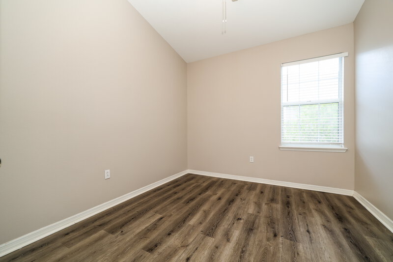 2,150/Mo, 8838 Moonlit Meadows Loop Riverview, FL 33578 Bedroom View 3
