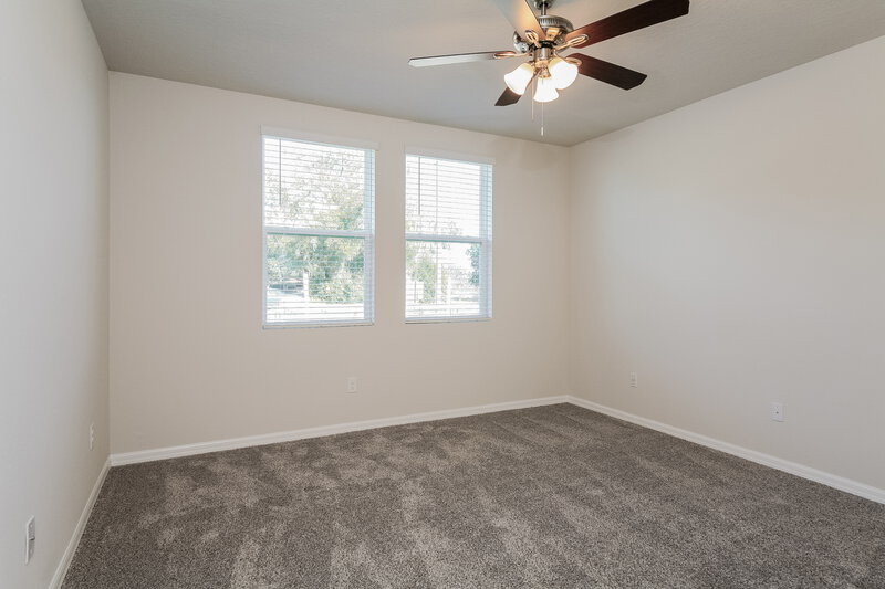 1,975/Mo, 38915 Harlow Rose Drive Zephyrhills, FL 33540 Main Bedroom View