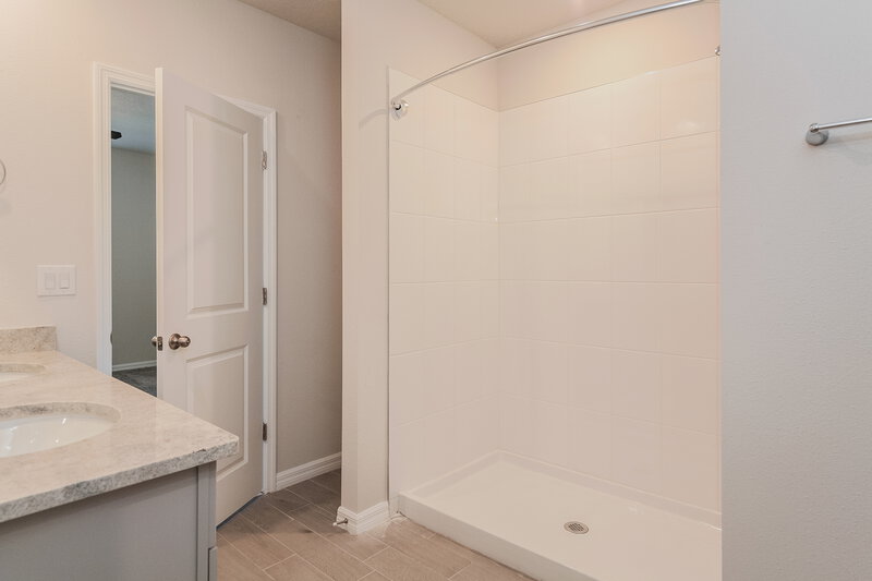 1,975/Mo, 38915 Harlow Rose Drive Zephyrhills, FL 33540 Main Bedroom View 3