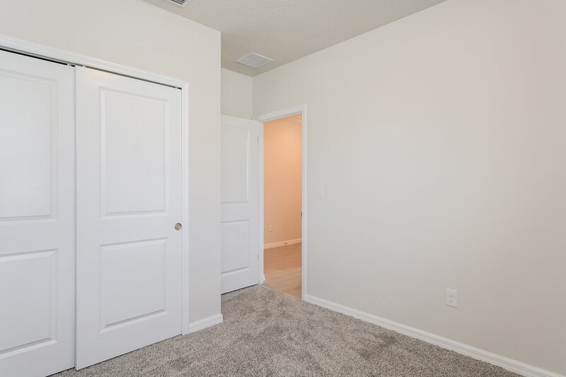 1,975/Mo, 38915 Harlow Rose Drive Zephyrhills, FL 33540 Bedroom View 4