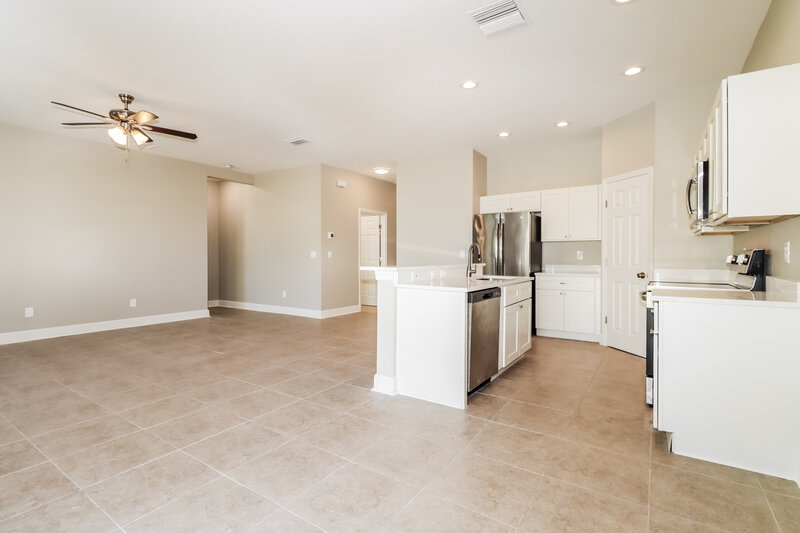 2,185/Mo, 919 Fern Leaf Dr Ruskin, FL 33570 Misc View 5