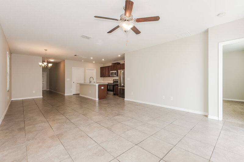 2,080/Mo, 6807 Blue Moon Way Sun City Center, FL 33573 Living Room View 2