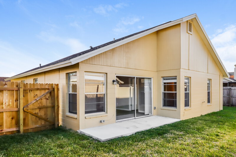 3,770/Mo, 5303 Macbeth Ct Tampa, FL 33624 Rear View