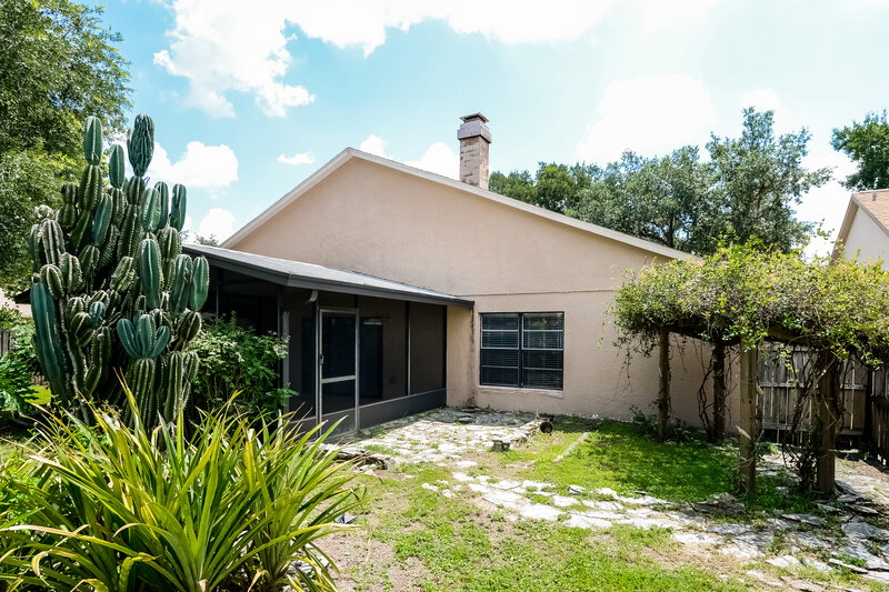 2,510/Mo, 18306 Cypress Stand Cir Tampa, FL 33647 Rear View