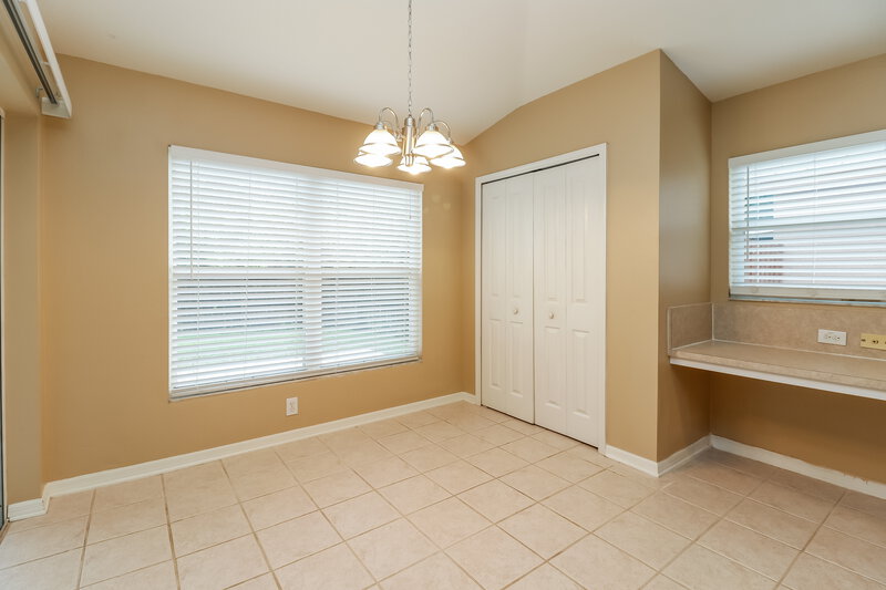 2,780/Mo, 1107 Crimson Clover Ln Wesley Chapel, FL 33543 Dining Room View 2