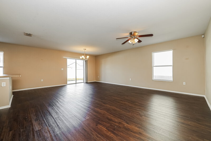 0/Mo, 11214 Running Pine Dr Riverview, FL 33569 Living Room View