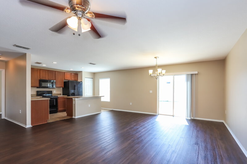 2,145/Mo, 11214 Running Pine Dr Riverview, FL 33569 Living Room View 2