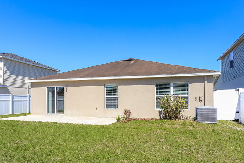 2,145/Mo, 11214 Running Pine Dr Riverview, FL 33569 Rear View 2