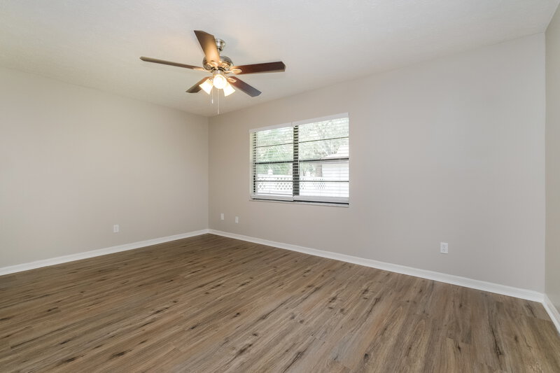 2,250/Mo, 702 Millifold Pl Brandon, FL 33510 Main Bedroom View