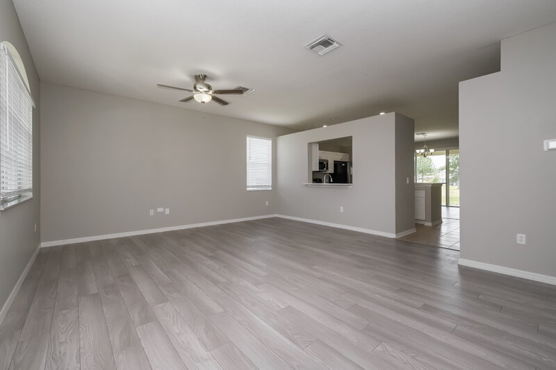 1,885/Mo, 14208 Holly Hammock Ln Brooksville, FL 34613 Living Room View
