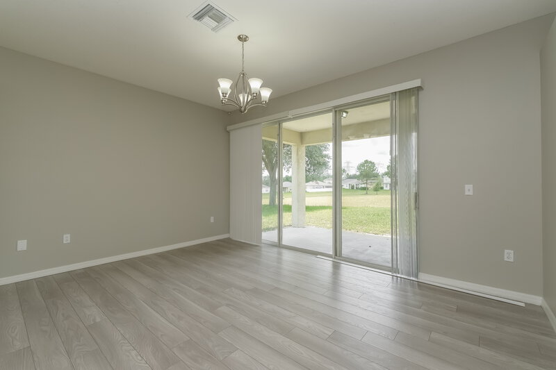 1,885/Mo, 14208 Holly Hammock Ln Brooksville, FL 34613 Dining Room View