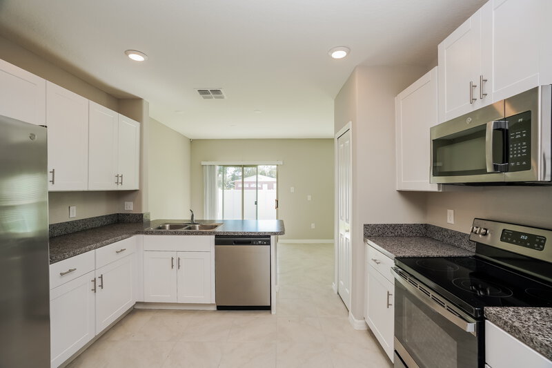 2,405/Mo, 7219 Spring Snowflake Ave Tampa, FL 33619 Misc View 7