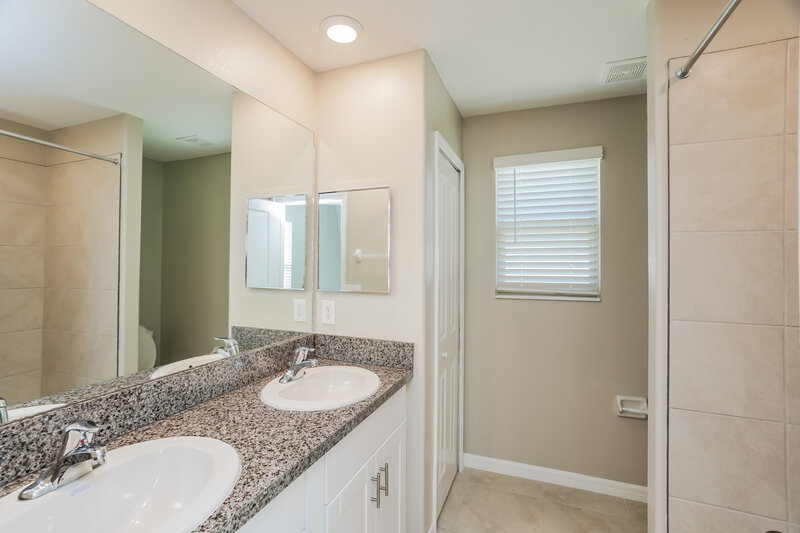 2,405/Mo, 7219 Spring Snowflake Ave Tampa, FL 33619 Misc View 9