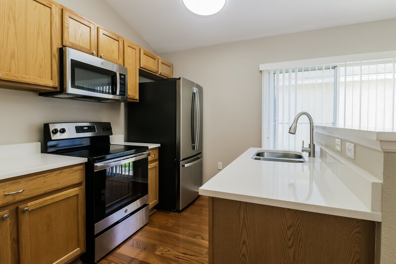 1,890/Mo, 3642 Fyfield Ct Land O Lakes, FL 34638 Kitchen View