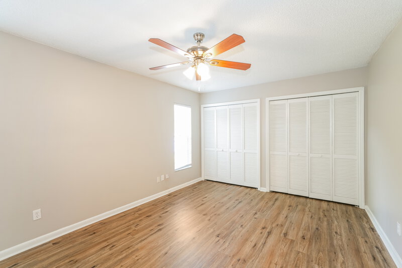 2,285/Mo, 17507 Cranbrook Dr Lutz, FL 33549 Main Bedroom View