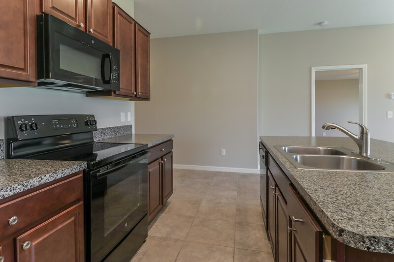 2,005/Mo, 7208 Ozello Trail Ave Sun City Center, FL 33573 Kitchen View 2