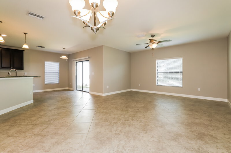 2,480/Mo, 10165 Newminster Loop Ruskin, FL 33573 Misc View 2