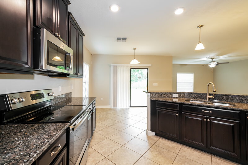 2,395/Mo, 10165 Newminster Loop Ruskin, FL 33573 Kitchen View 2