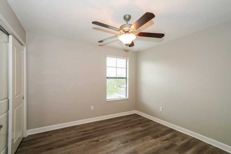 2,395/Mo, 10165 Newminster Loop Ruskin, FL 33573 Bedroom View