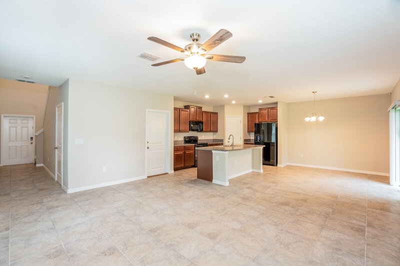 2,320/Mo, 17209 Beach Buttercup Pl Wimauma, FL 33598 Living Room View