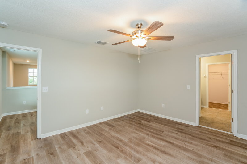 2,320/Mo, 17209 Beach Buttercup Pl Wimauma, FL 33598 Main Bedroom View