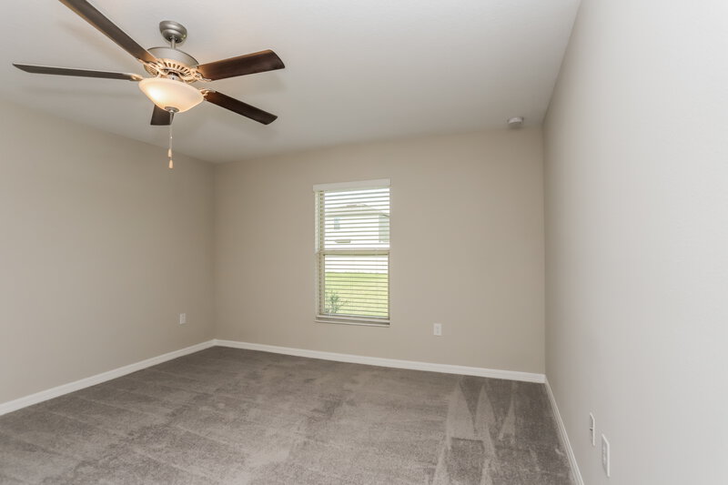 2,100/Mo, 15306 Miller Creek Dr Sun City Center, FL 33573 Main Bedroom View