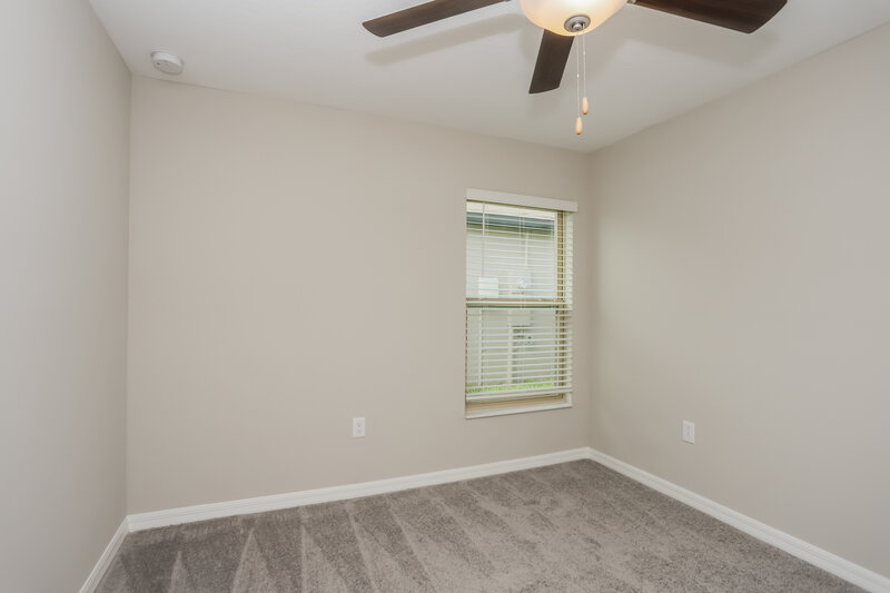 2,100/Mo, 15306 Miller Creek Dr Sun City Center, FL 33573 Bedroom View 3