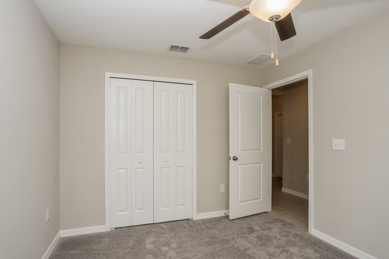 2,100/Mo, 15306 Miller Creek Dr Sun City Center, FL 33573 Bedroom View 4