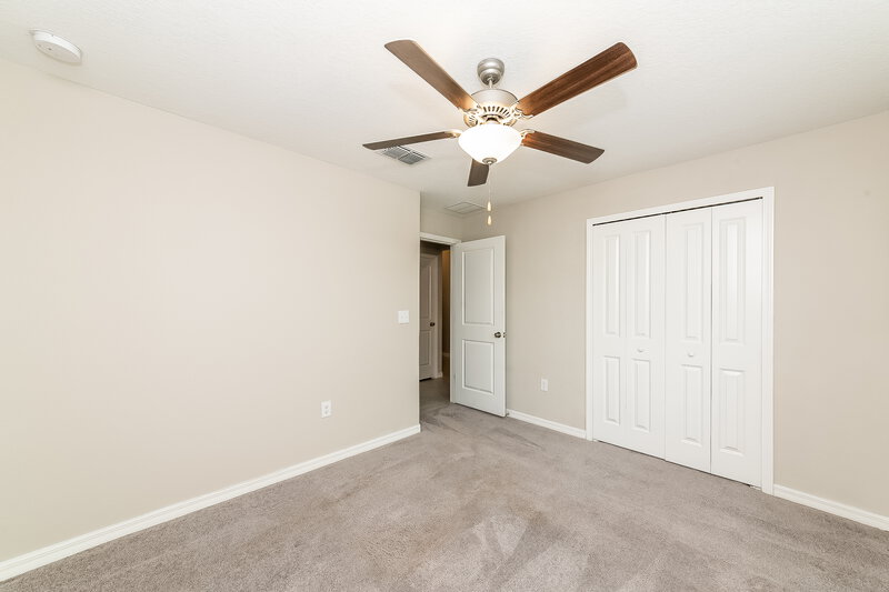 1,975/Mo, 15306 Miller Creek Dr Sun City Center, FL 33573 Bedroom View 2