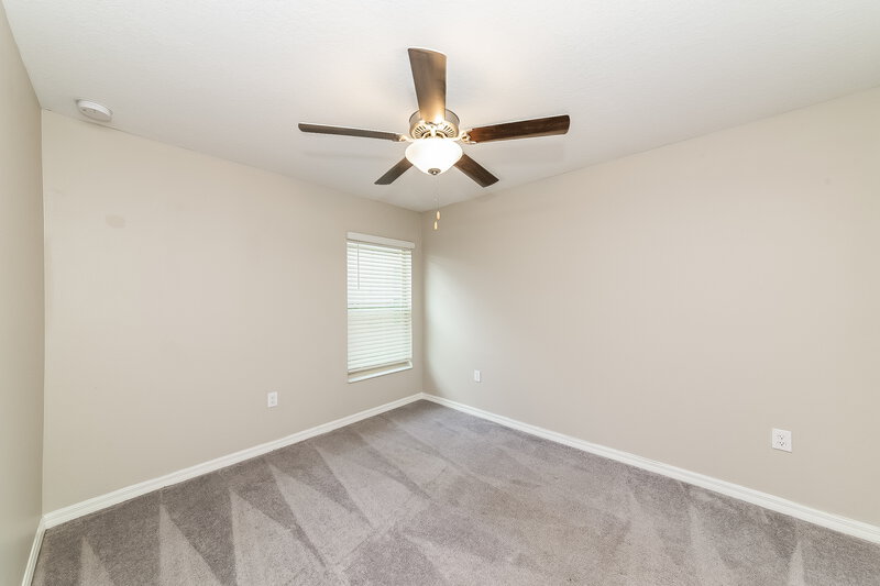 1,975/Mo, 15306 Miller Creek Dr Sun City Center, FL 33573 Bedroom View 3
