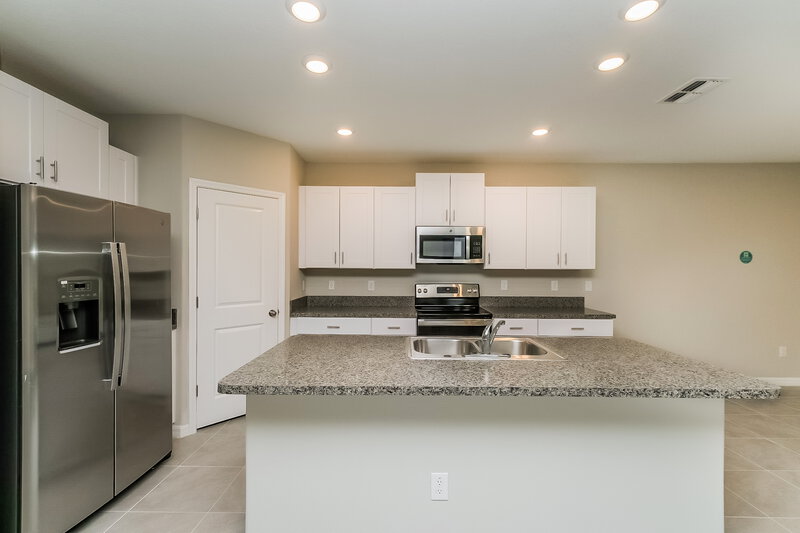 2,645/Mo, 7303 Spring Snowflake Ave Tampa, FL 33619 Misc View 7