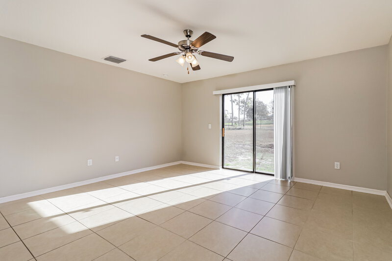 1,705/Mo, 8349 Silverbell Loop Brooksville, FL 34613 Living Room View